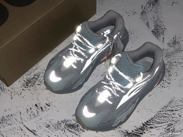 700 Yeezy Boost 'Inertia' V2 Adidas FW2549 1114